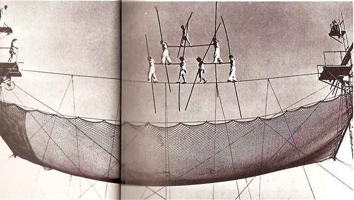 Wallenda’s seven man pyramid